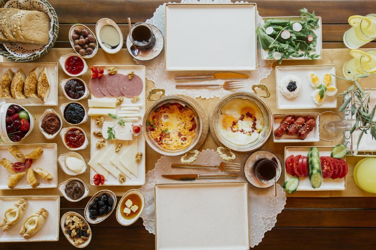 Cunda Oezerbey Konagi (Adults Only) Hotel Ayvalı Kültér fotó