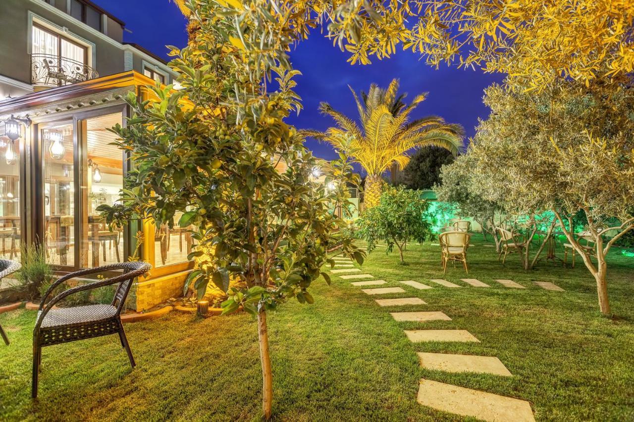 Cunda Oezerbey Konagi (Adults Only) Hotel Ayvalı Kültér fotó