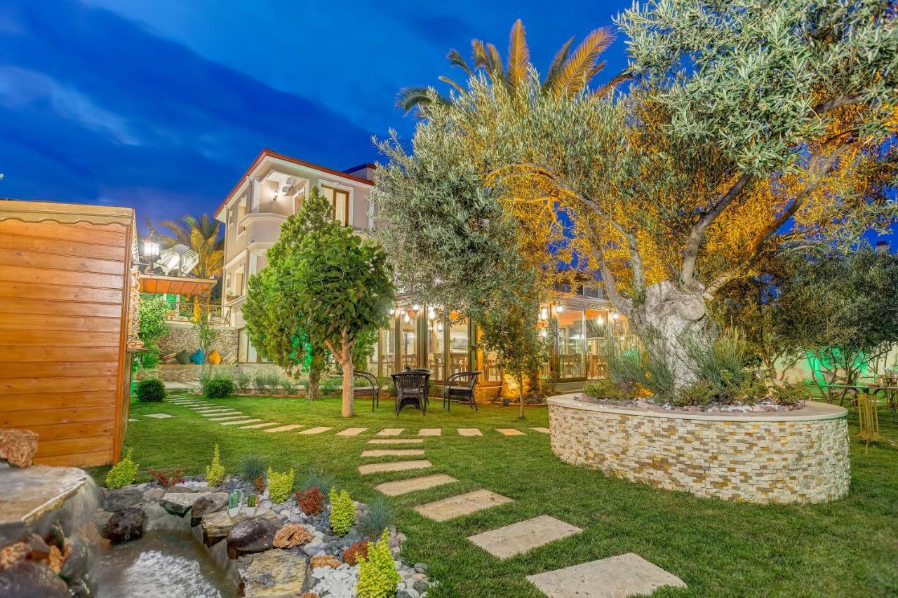 Cunda Oezerbey Konagi (Adults Only) Hotel Ayvalı Kültér fotó
